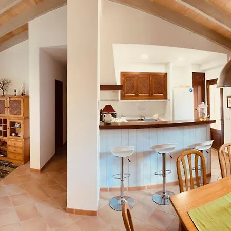 Mallorcasita *